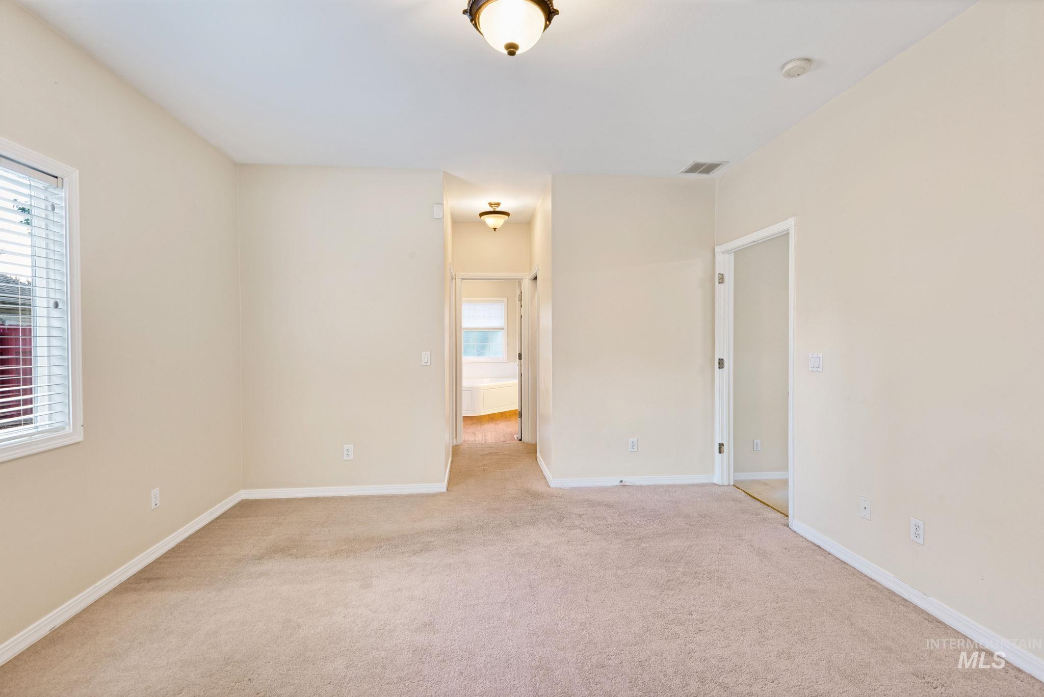 2118 N Springland Pl Property Photo 26