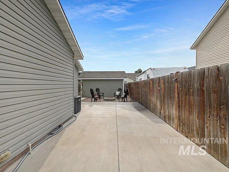 14409 Raleigh Ct Property Photo 15