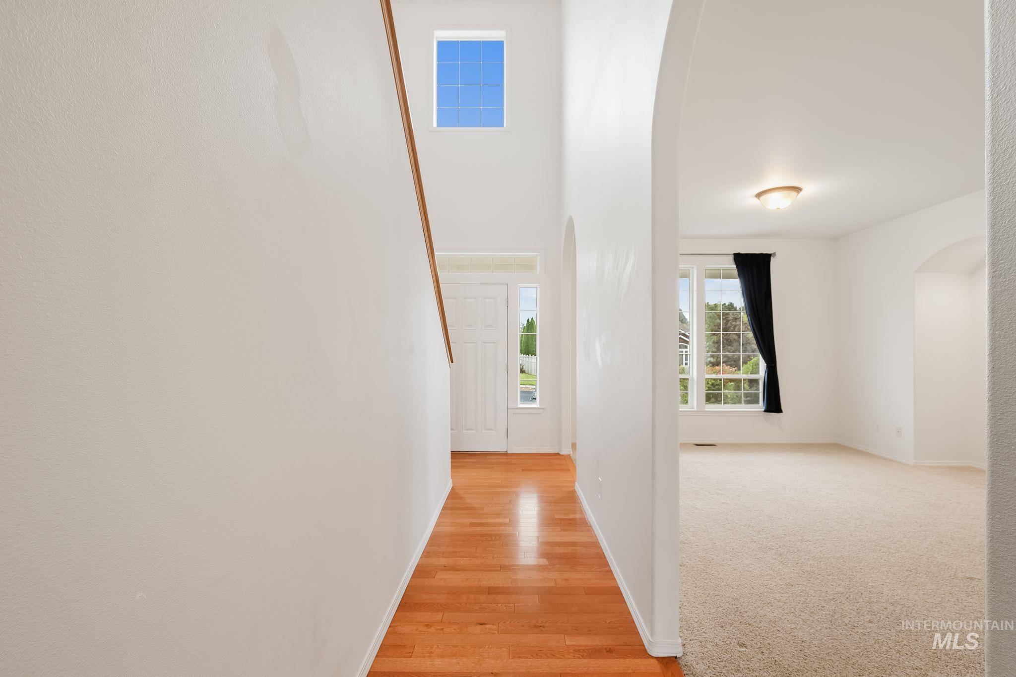 225 Sanna Court Property Photo 17