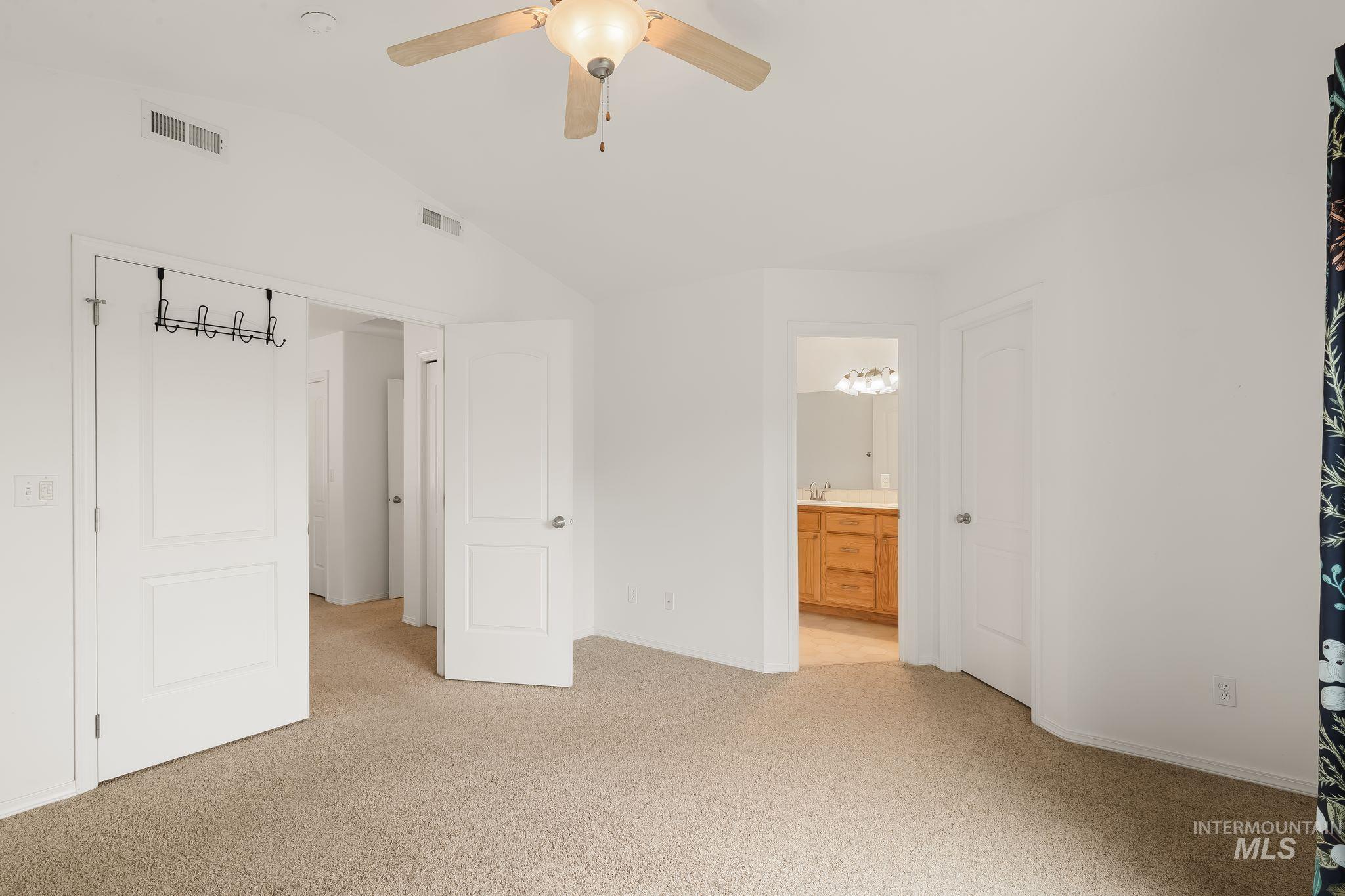 225 Sanna Court Property Photo 27