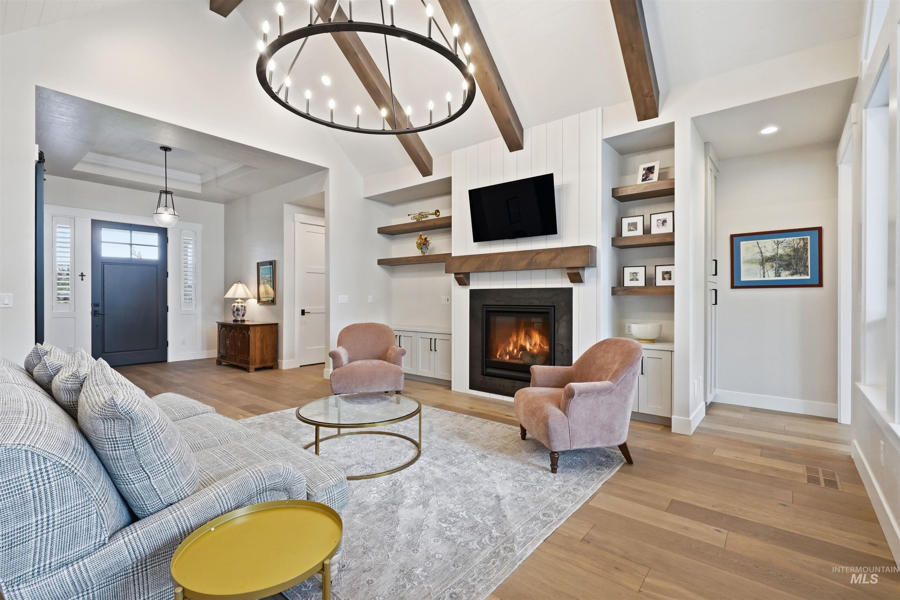 2520 N Annadale Ave Property Photo 9