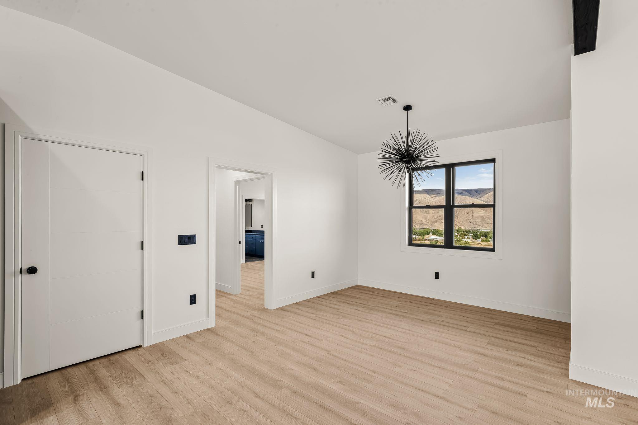 1668 Bennett Hill Drive Property Photo 18