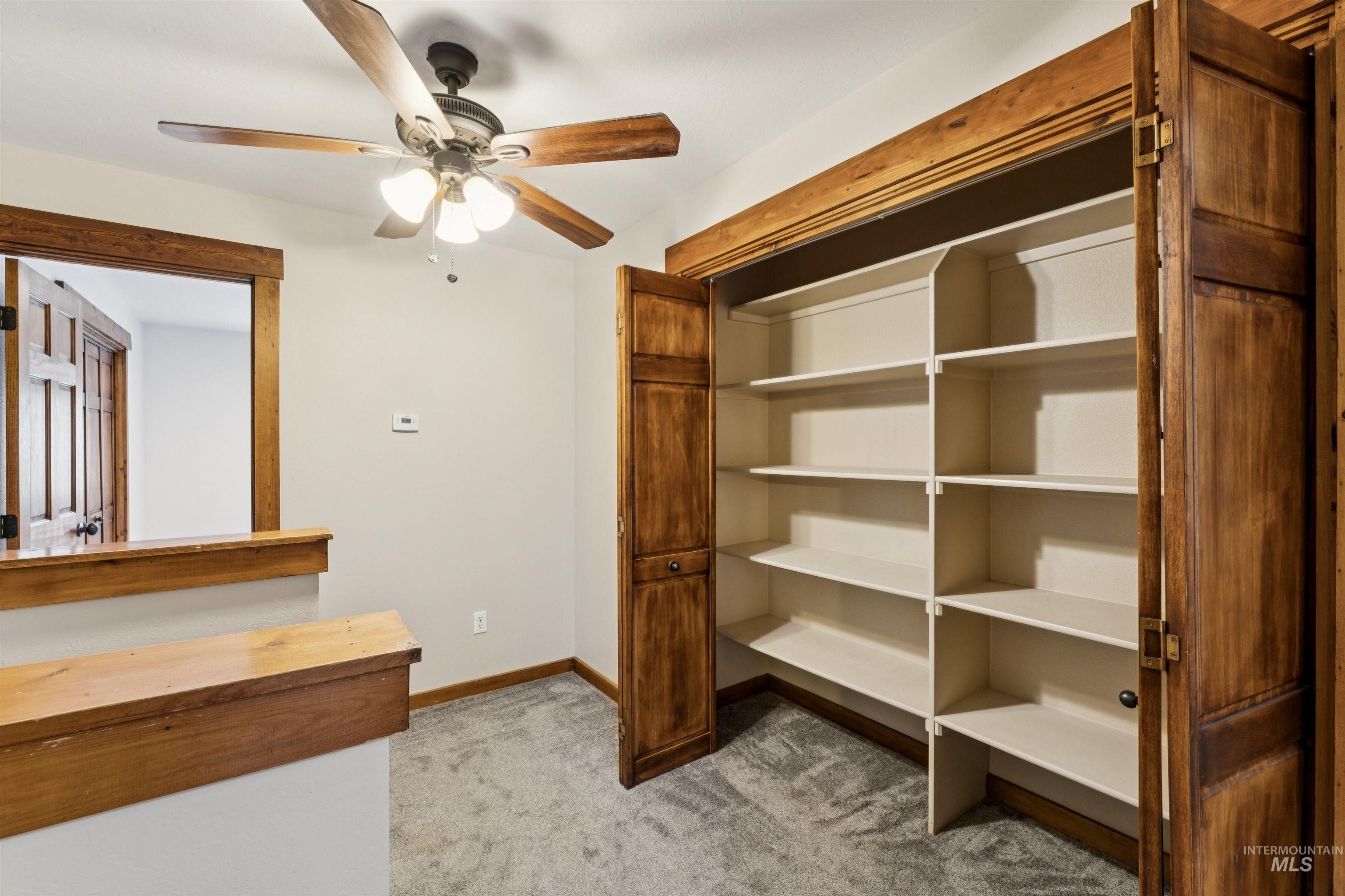 111 N Gem Street Property Photo 21