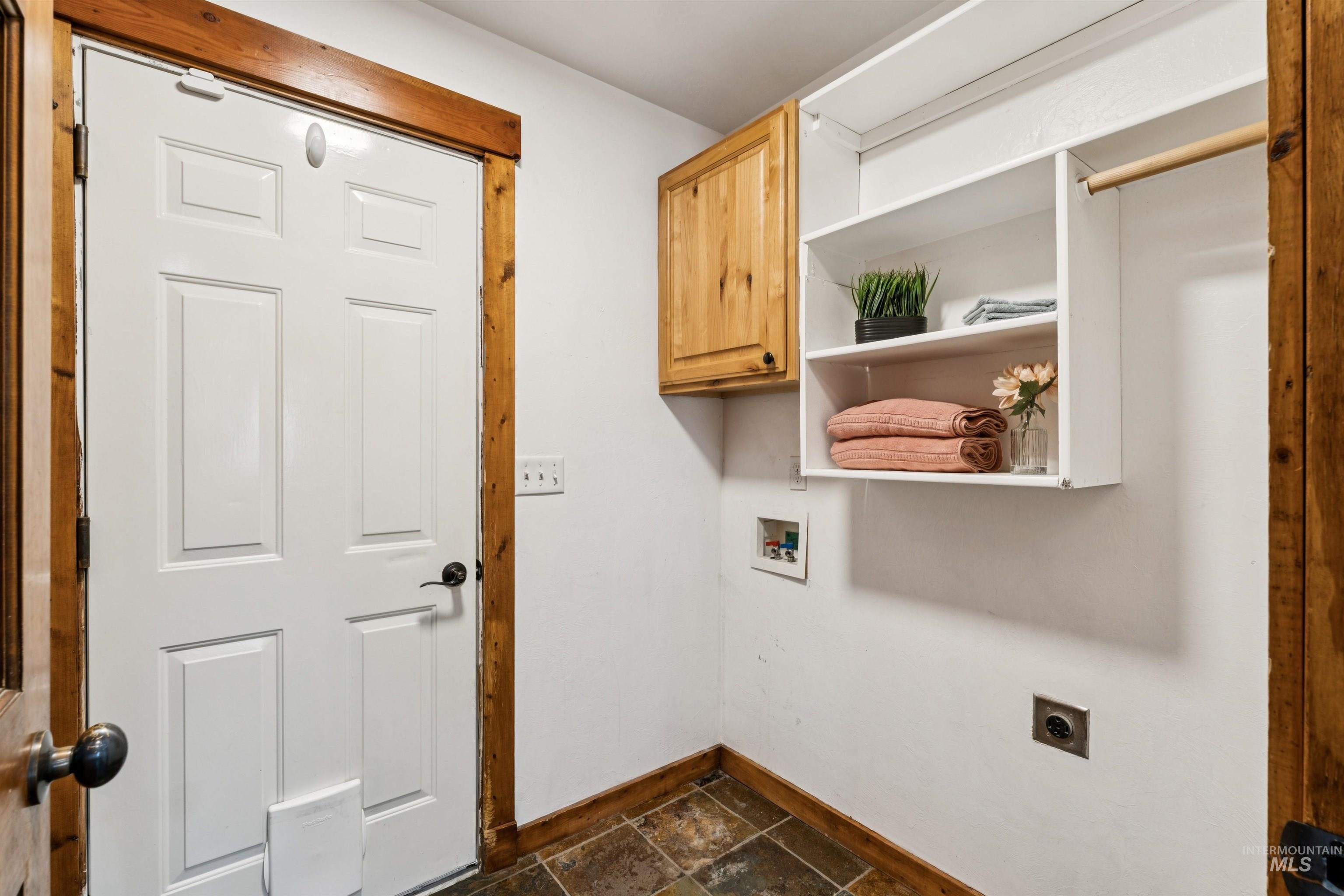 111 N Gem Street Property Photo 31