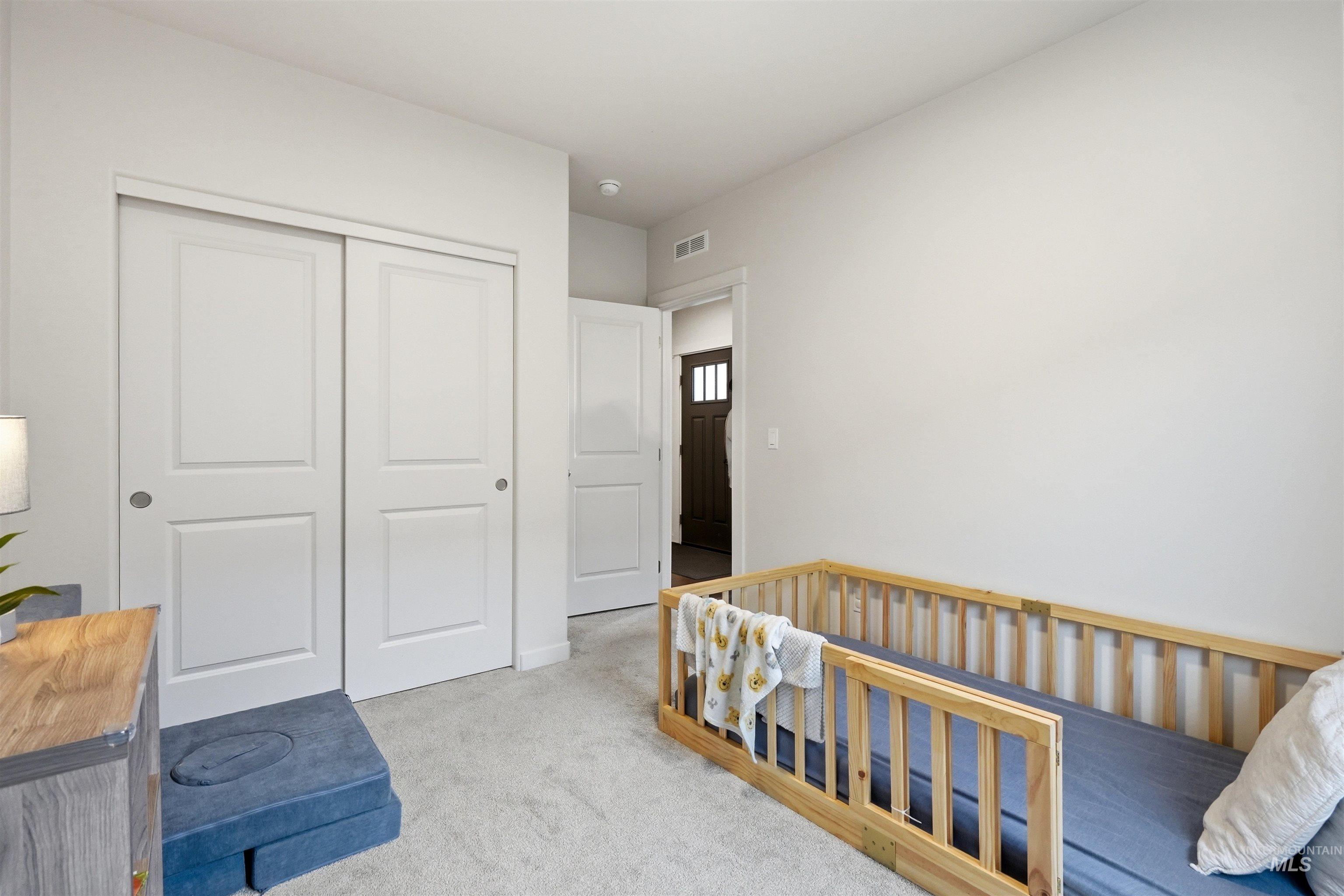 4619 Henley St. Property Photo 26