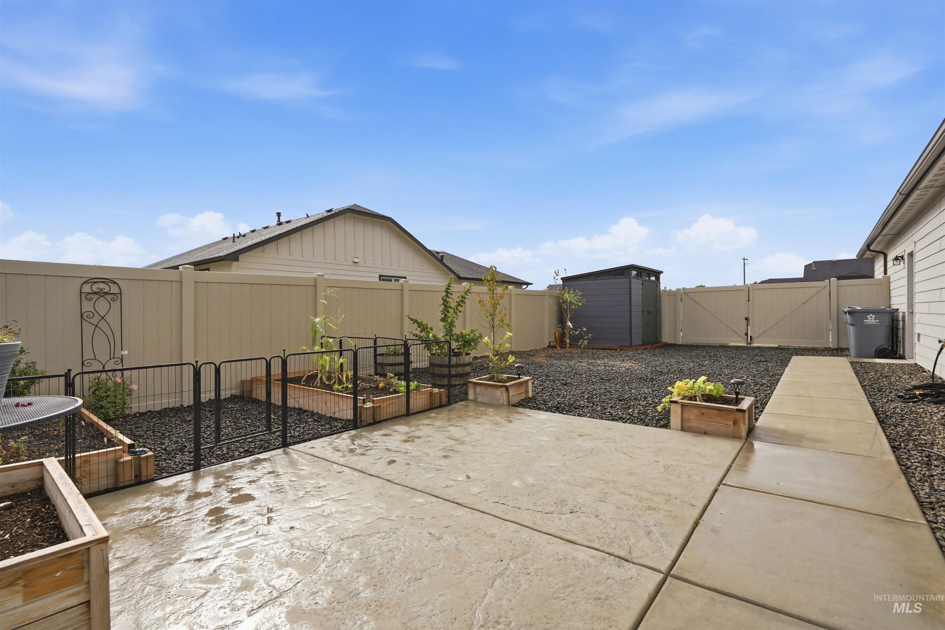 4619 Henley St. Property Photo 39