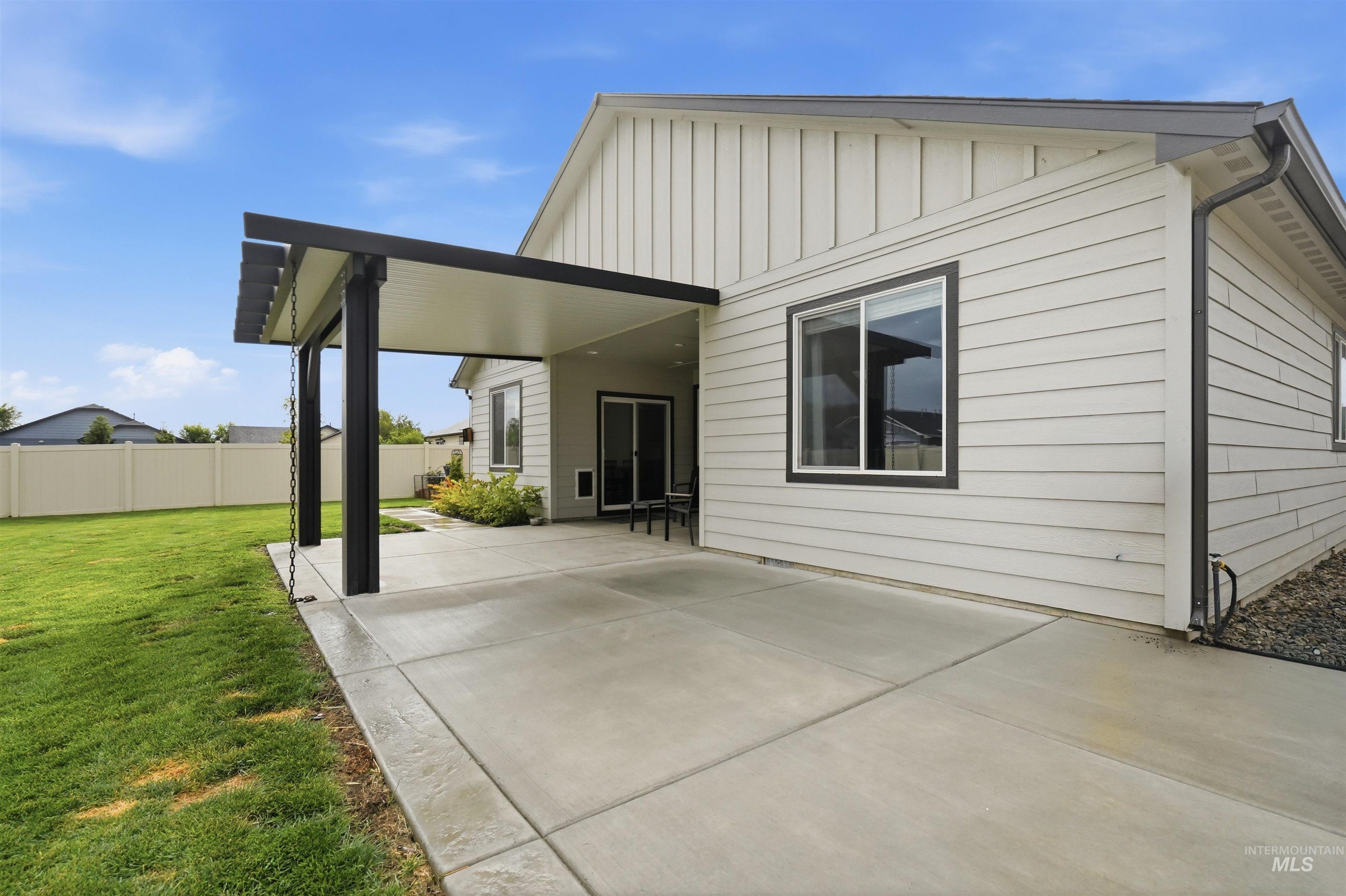 4619 Henley St. Property Photo 42
