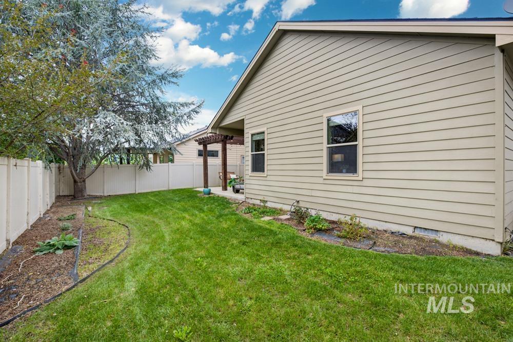 1315 W Cobblefield St Property Photo 20
