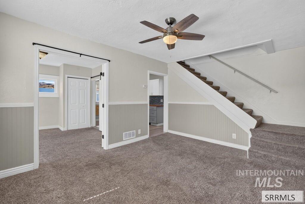 1005 S 4th Avenue Property Photo 4