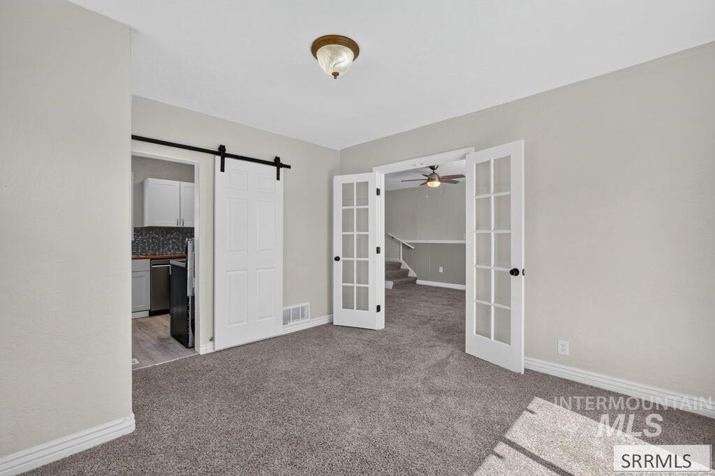 1005 S 4th Avenue Property Photo 10