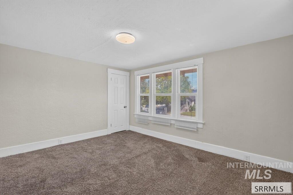 1005 S 4th Avenue Property Photo 19