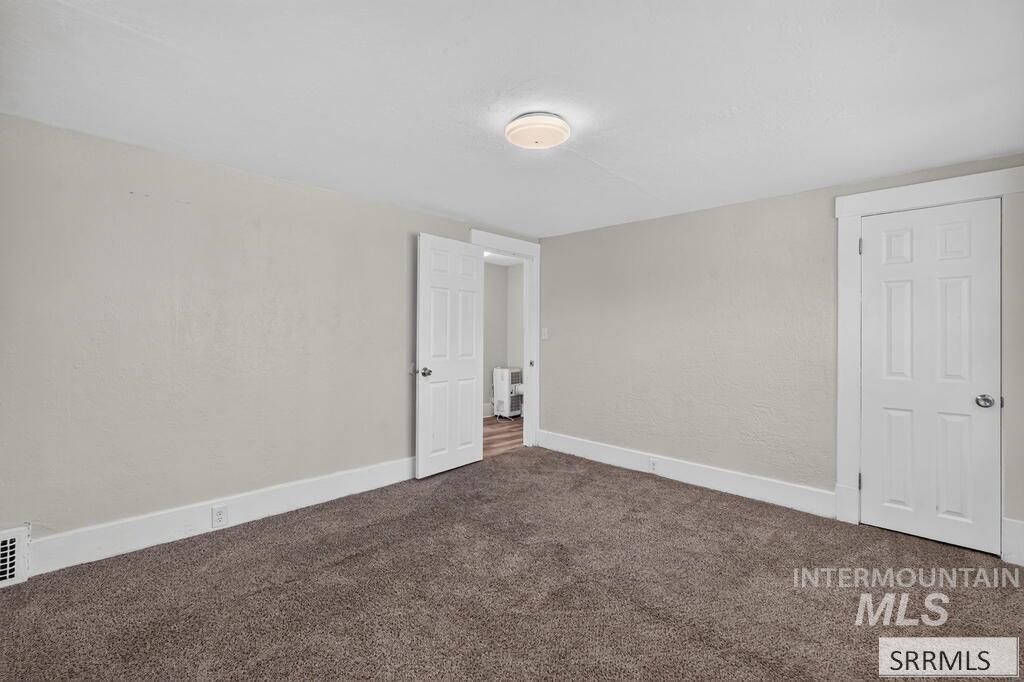 1005 S 4th Avenue Property Photo 20