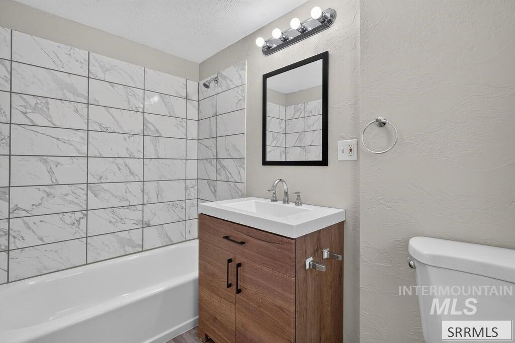 1005 S 4th Avenue Property Photo 24