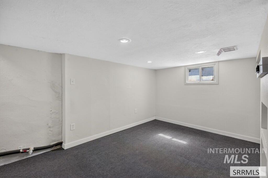1005 S 4th Avenue Property Photo 26