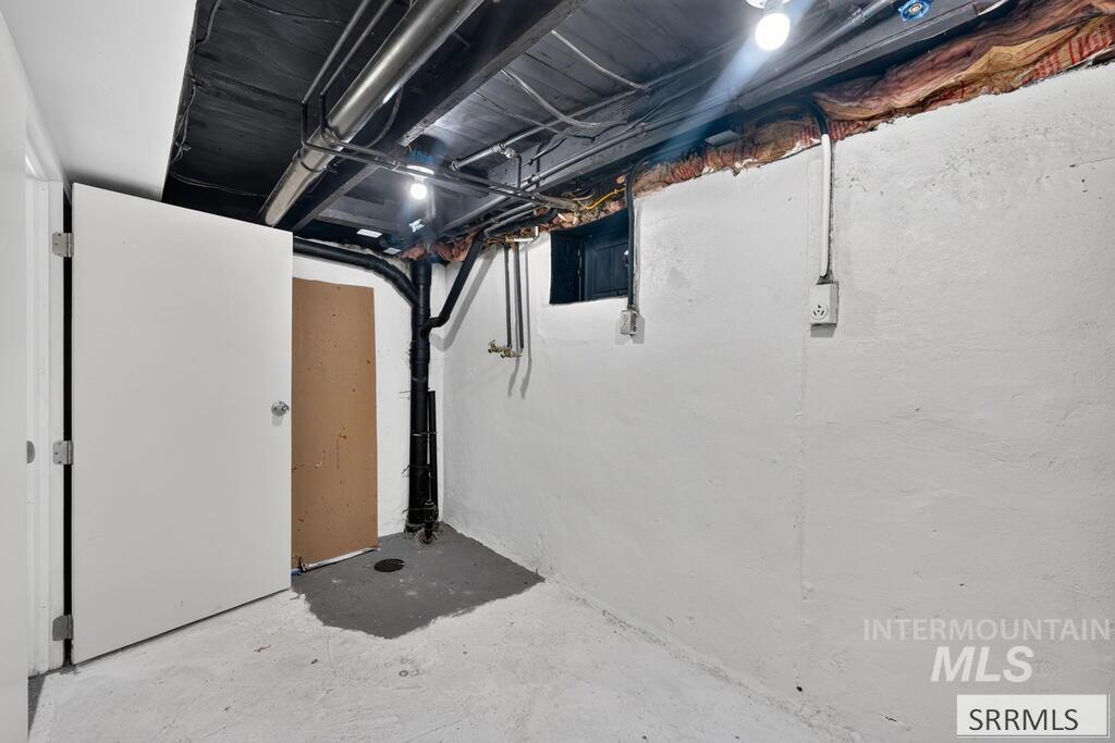 1005 S 4th Avenue Property Photo 27