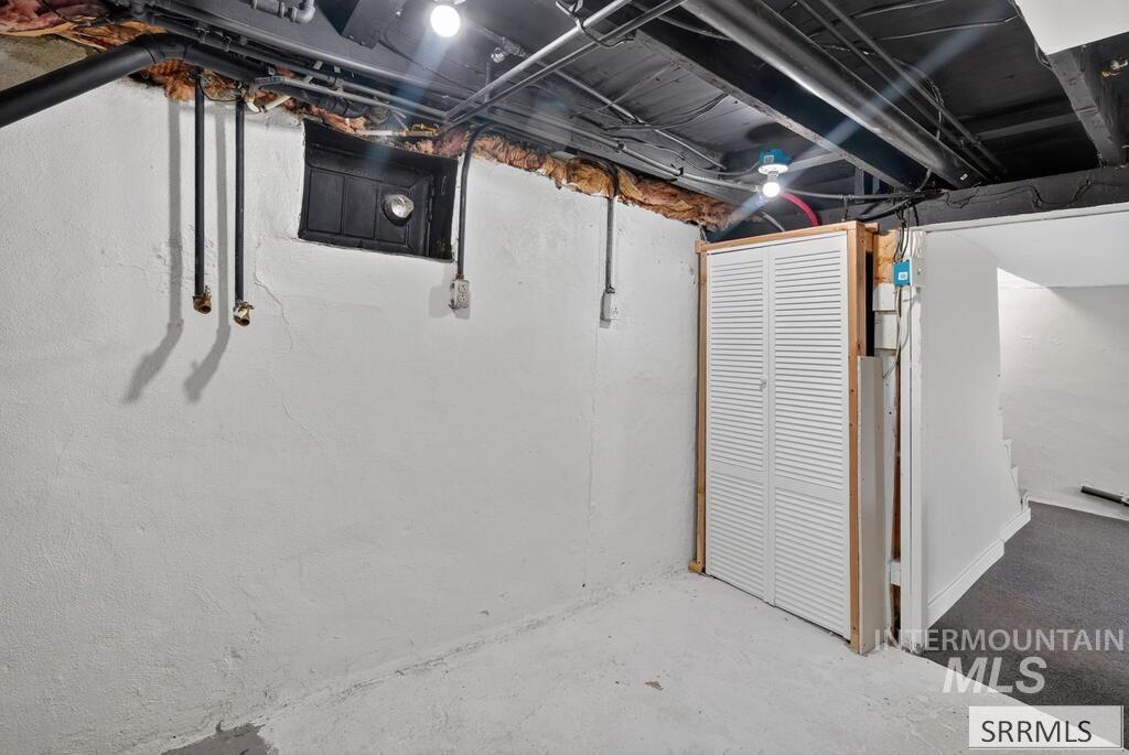 1005 S 4th Avenue Property Photo 28