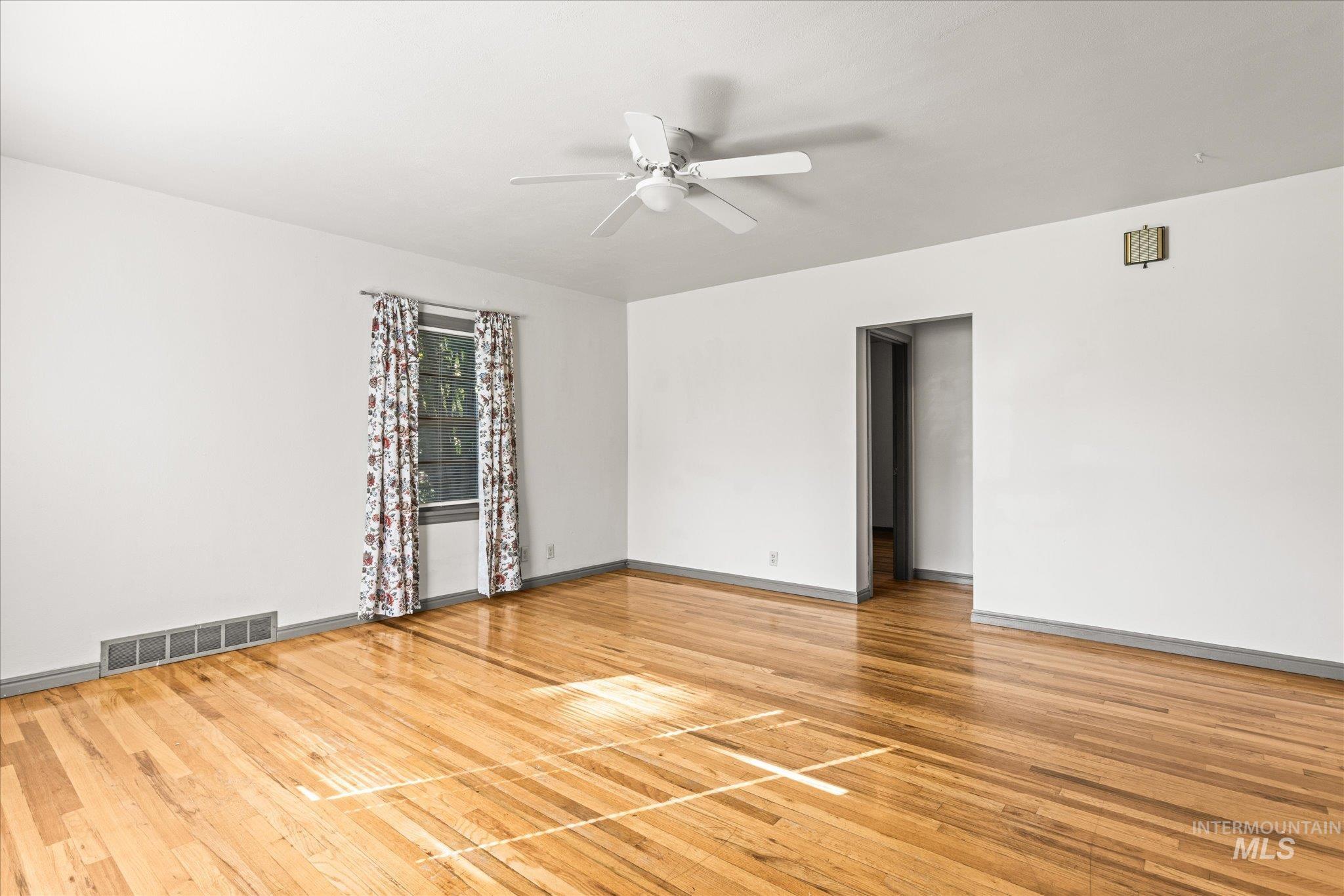 619 S Powerline Road Property Photo 8