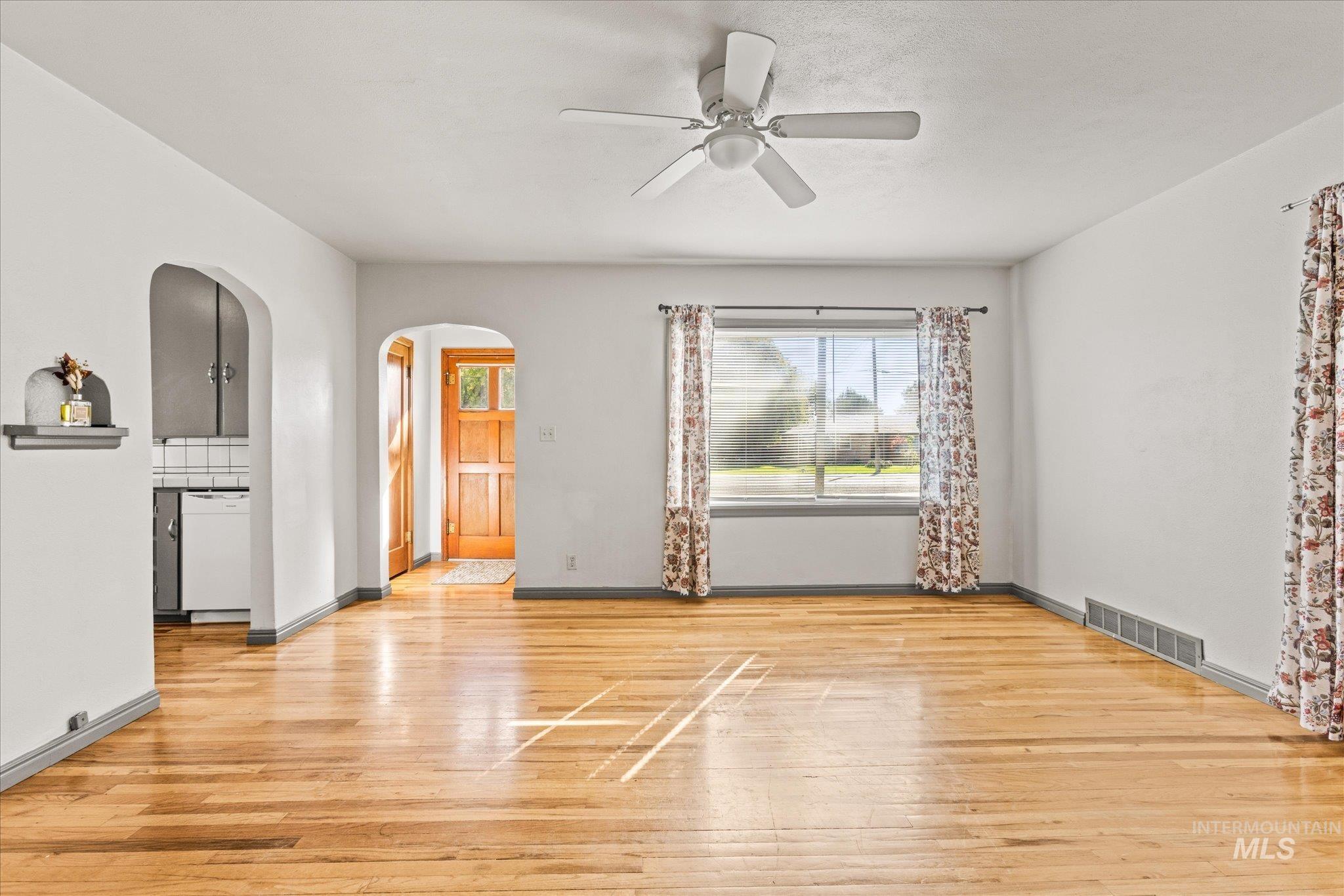 619 S Powerline Road Property Photo 20