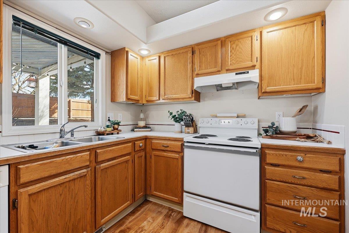 1378 N Trail Creek Way Property Photo 8