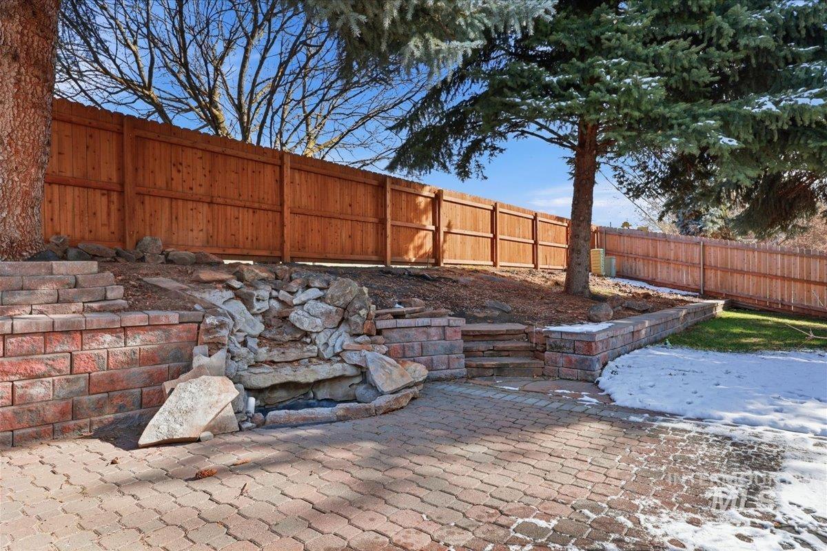 1378 N Trail Creek Way Property Photo 15