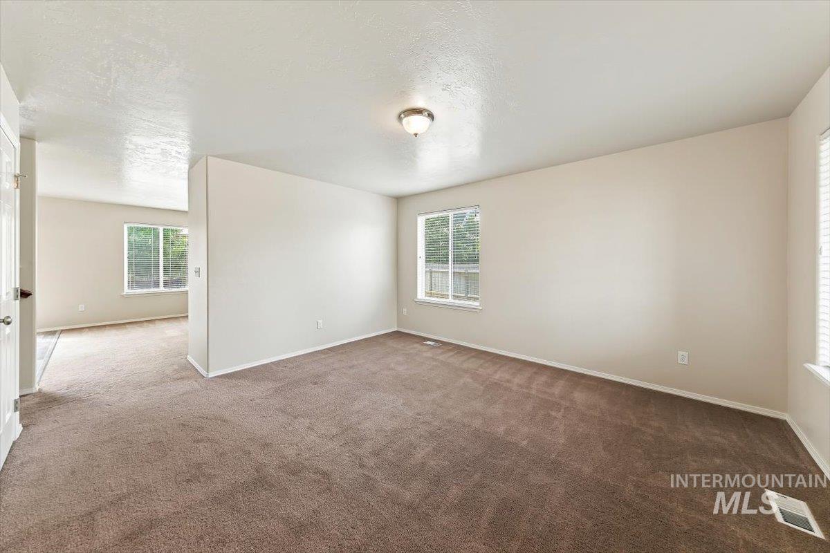 2831 W Stayman Way Property Photo 7