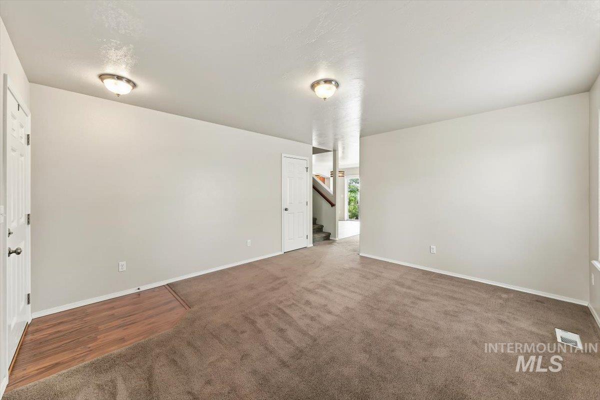 2831 W Stayman Way Property Photo 9