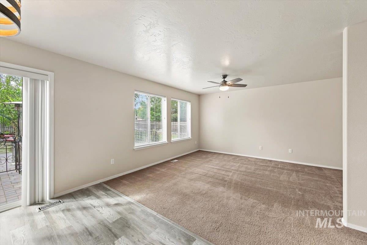 2831 W Stayman Way Property Photo 11