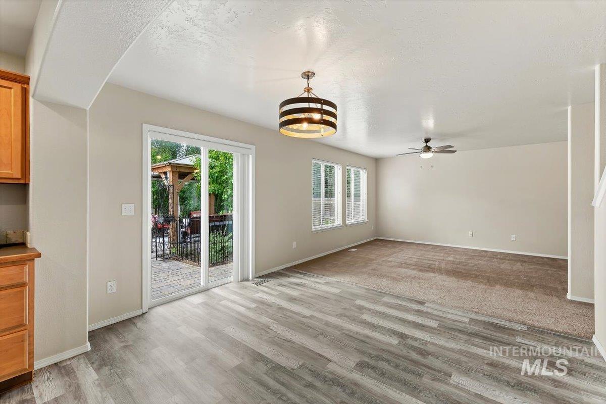 2831 W Stayman Way Property Photo 16