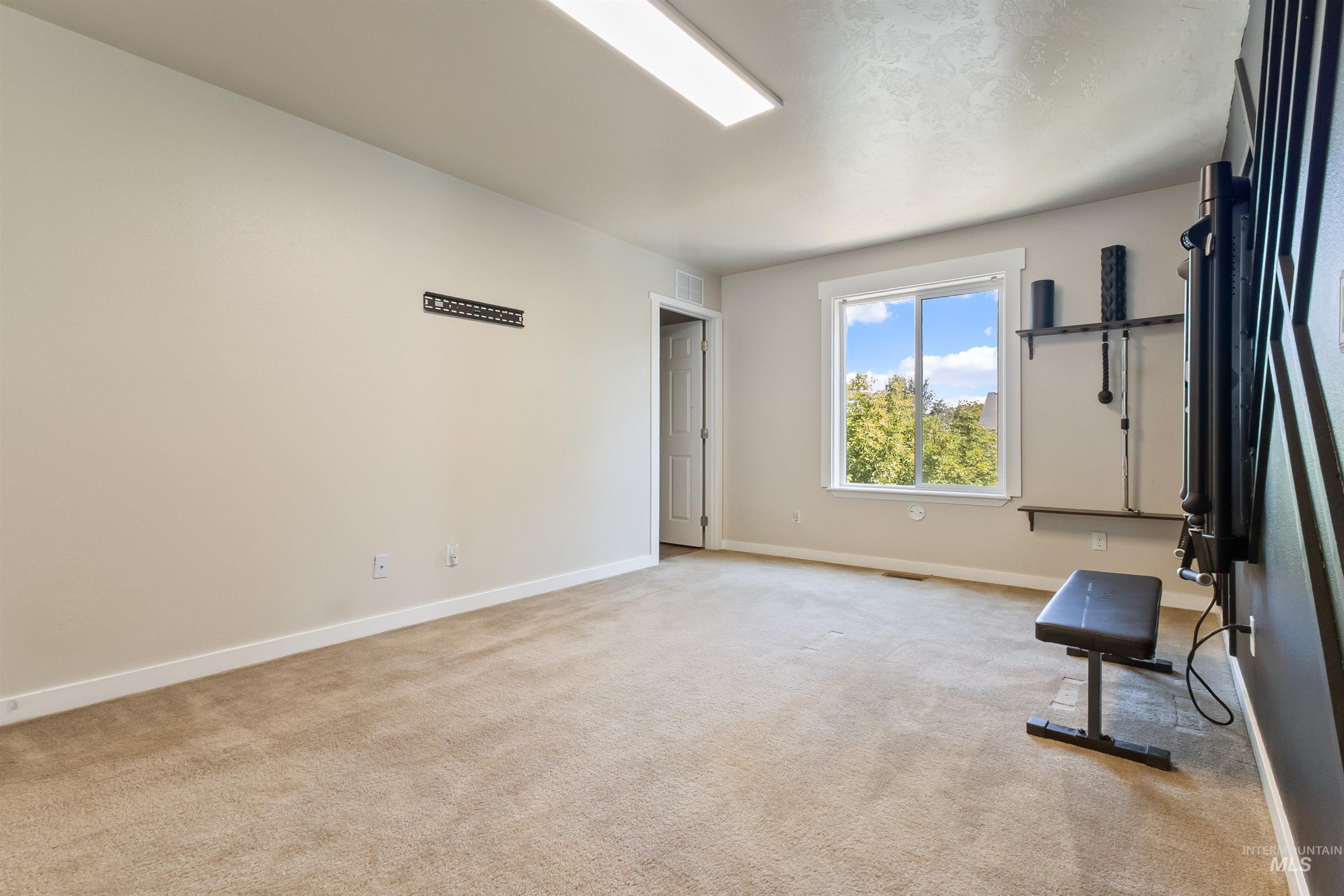 1052 E Sicily Property Photo 21