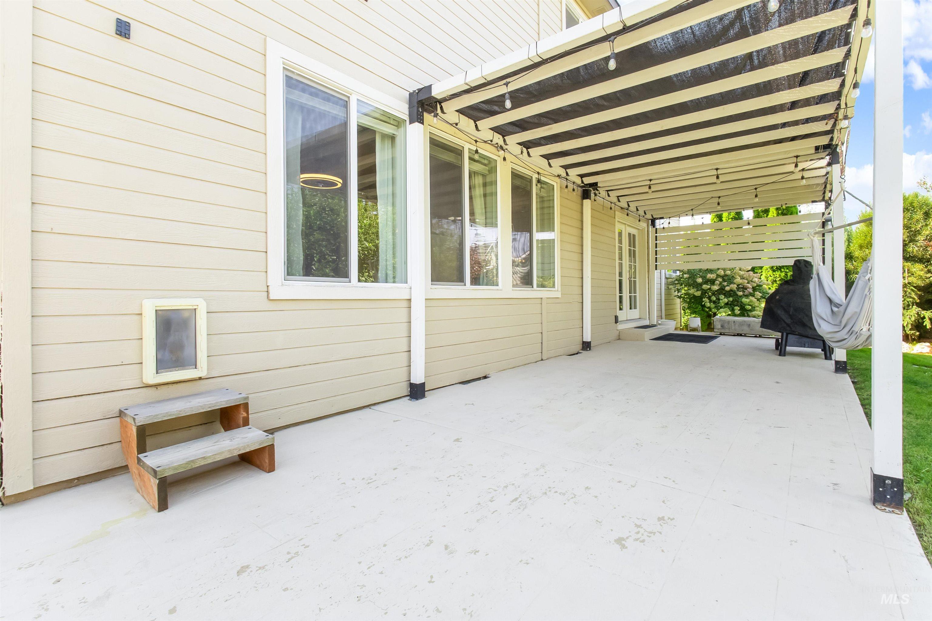 1052 E Sicily Property Photo 34