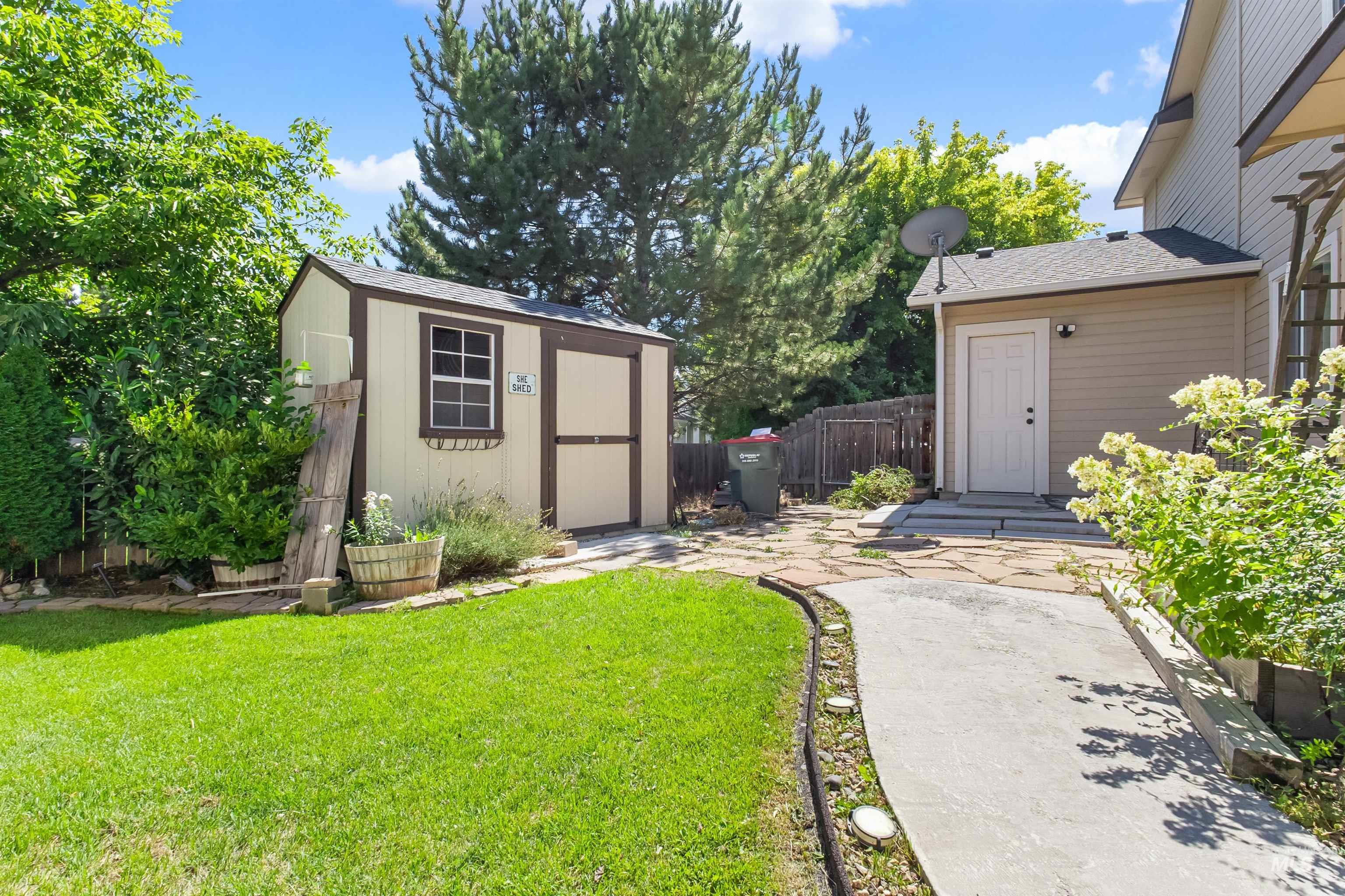 1052 E Sicily Property Photo 36