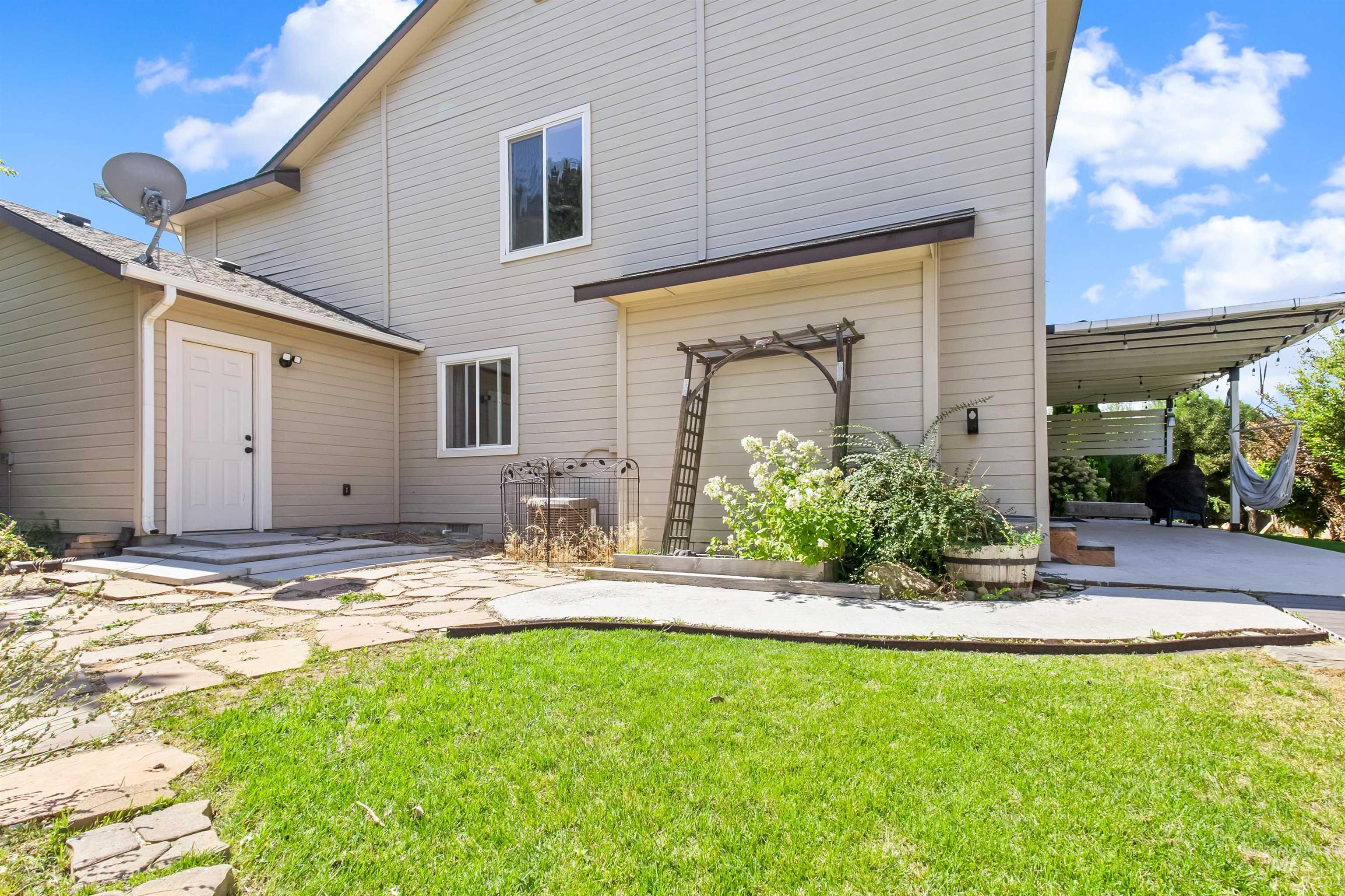 1052 E Sicily Property Photo 37