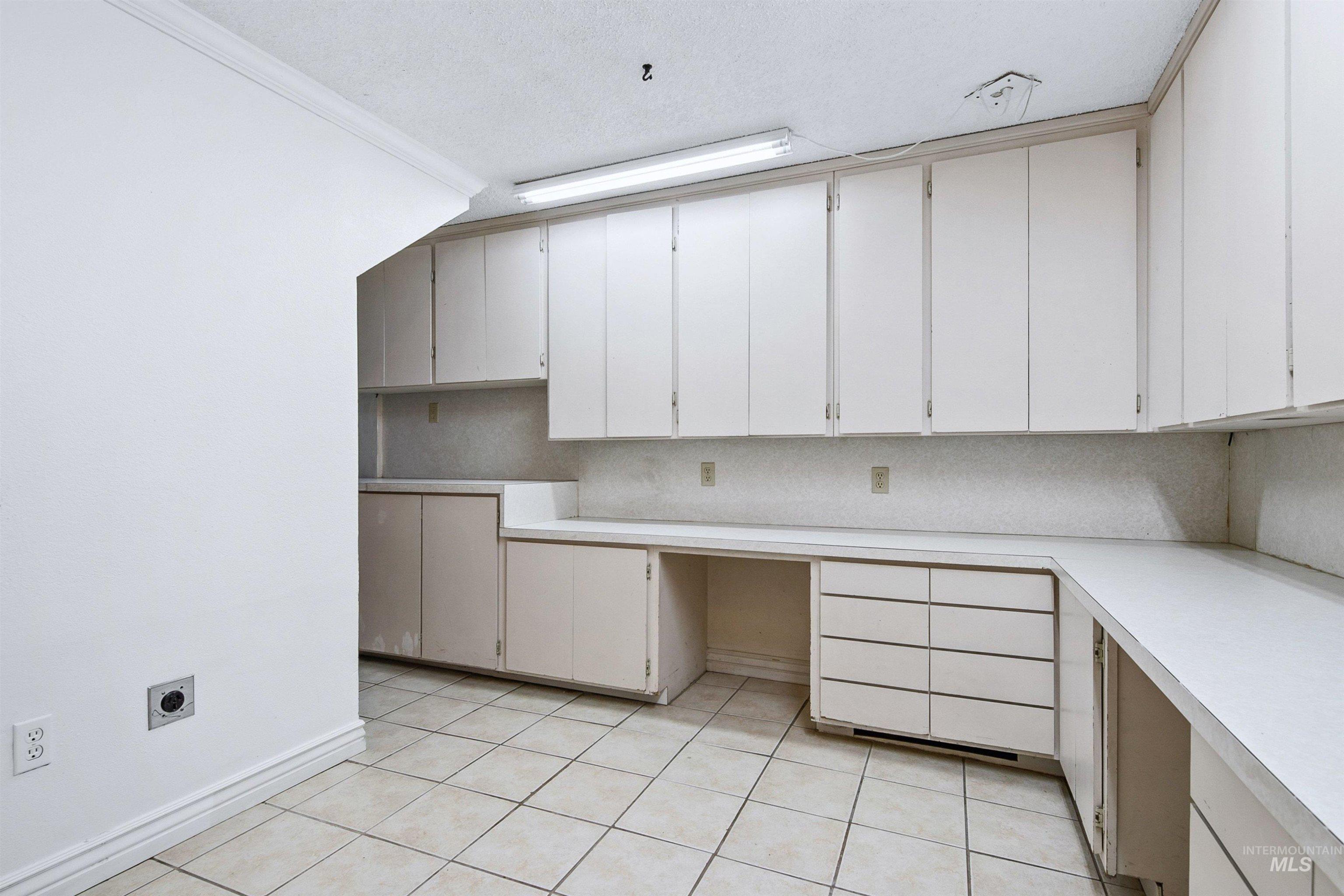 723 S Opal Street Property Photo 31