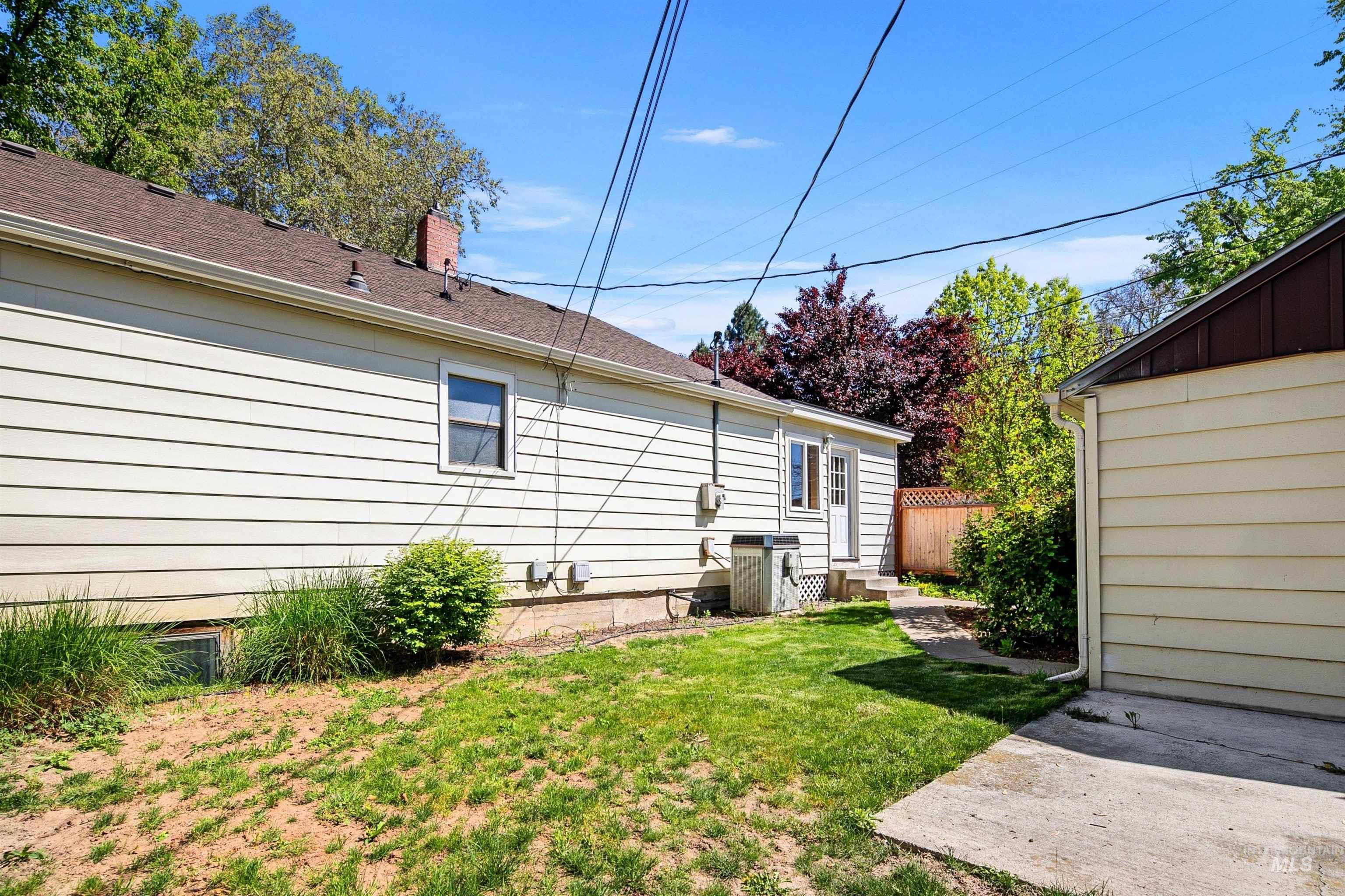723 S Opal Street Property Photo 36