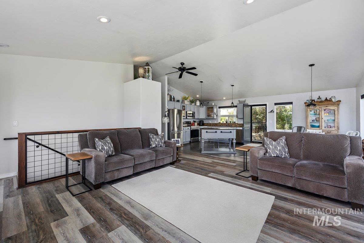 4505 Hidden Canyon Ln Property Photo 17