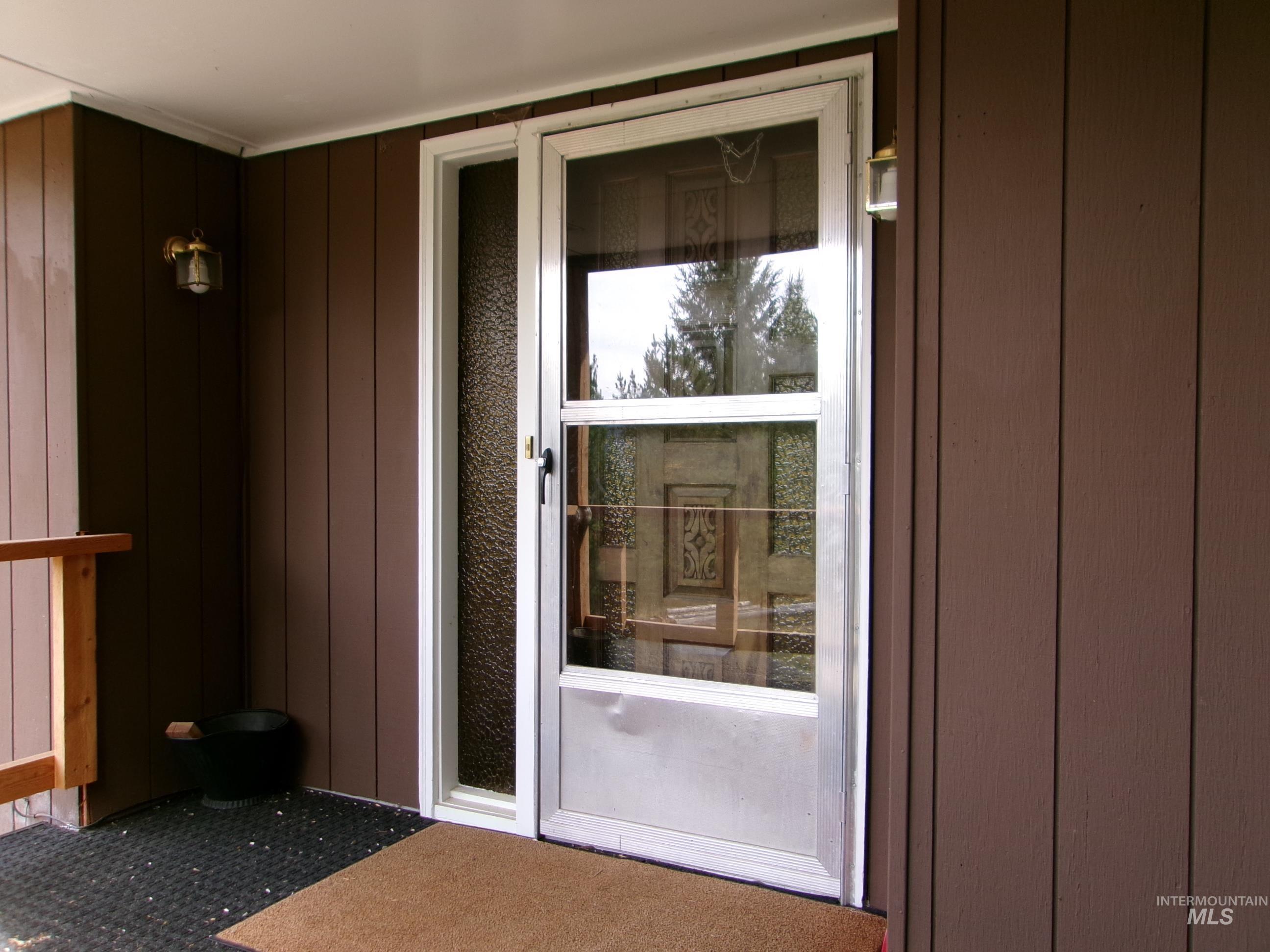 240 Ridgeway Drive Property Photo 7