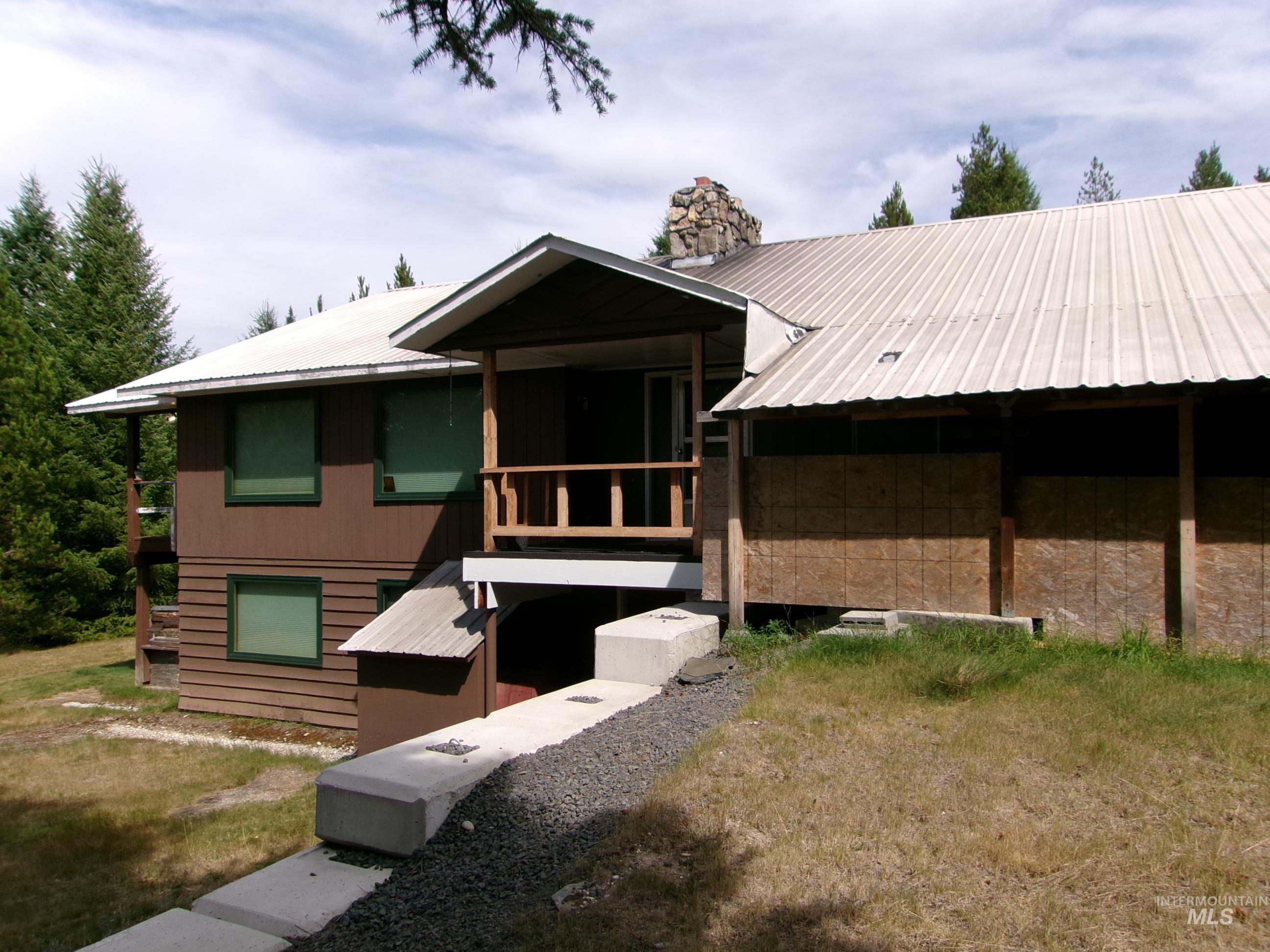 240 Ridgeway Drive Property Photo 11