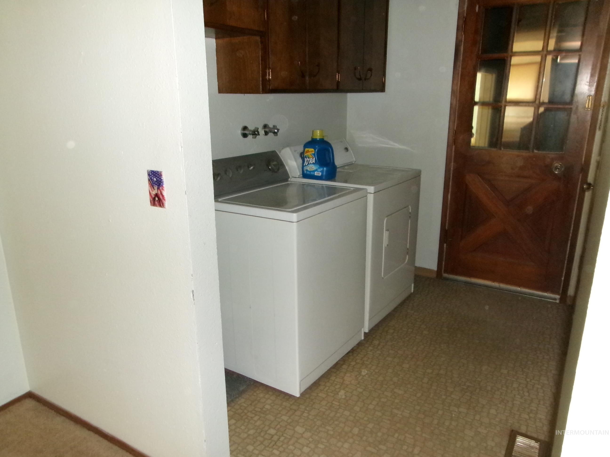 240 Ridgeway Drive Property Photo 32