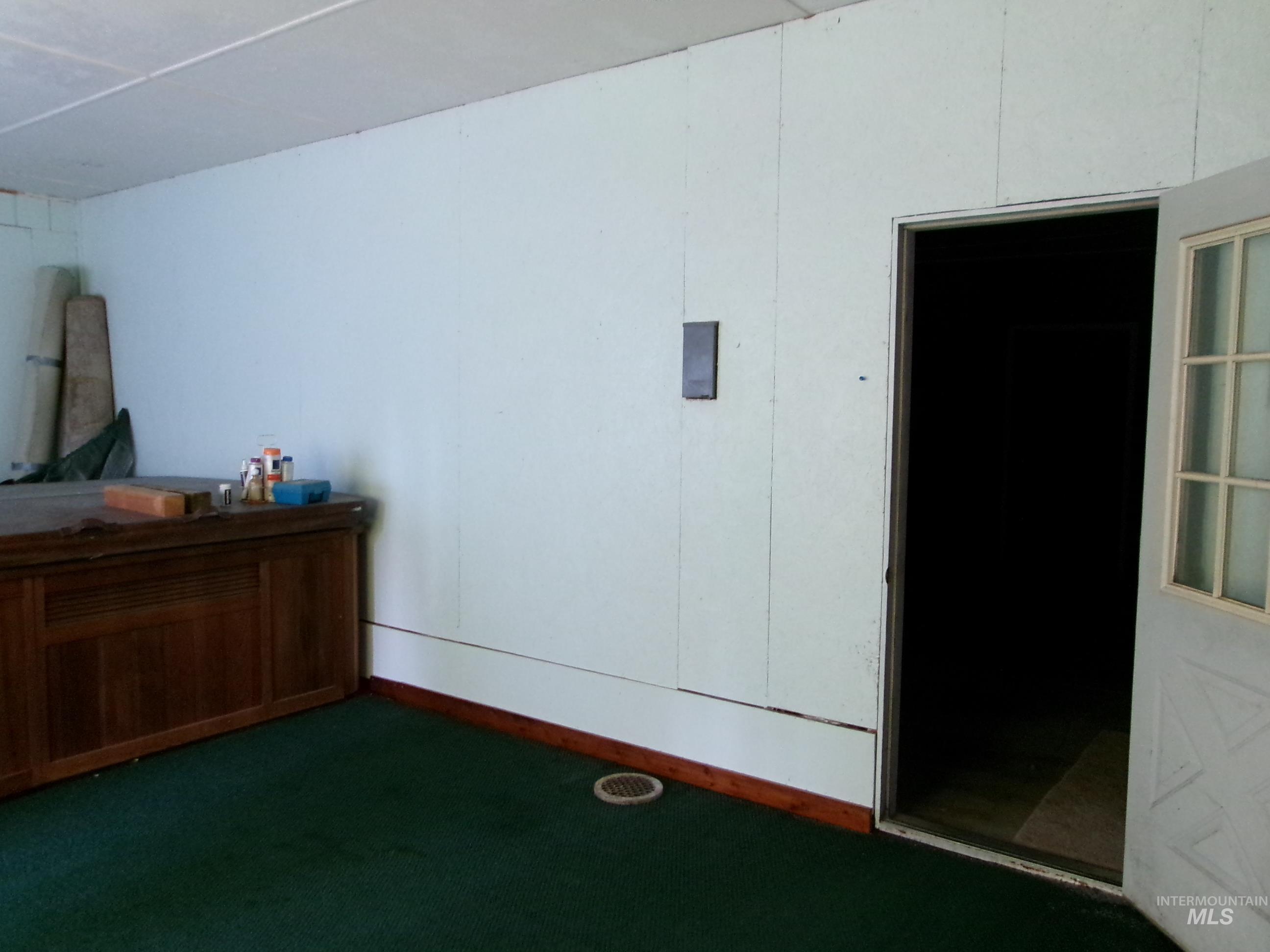240 Ridgeway Drive Property Photo 35