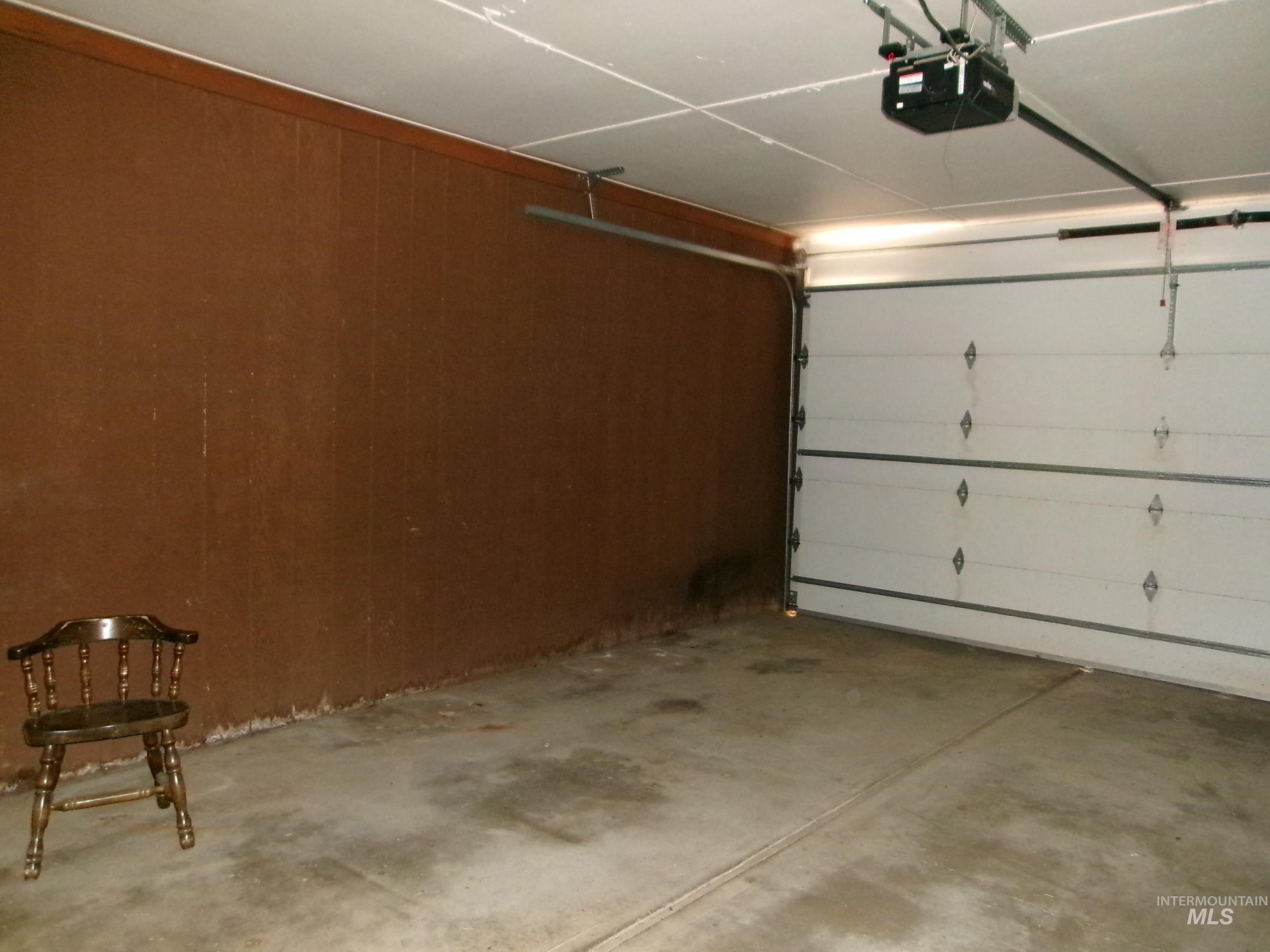 240 Ridgeway Drive Property Photo 37