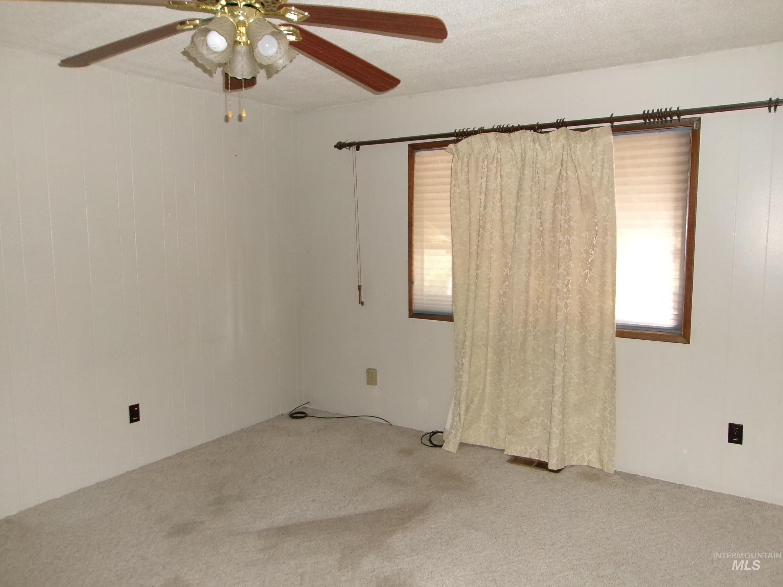 240 Ridgeway Drive Property Photo 42