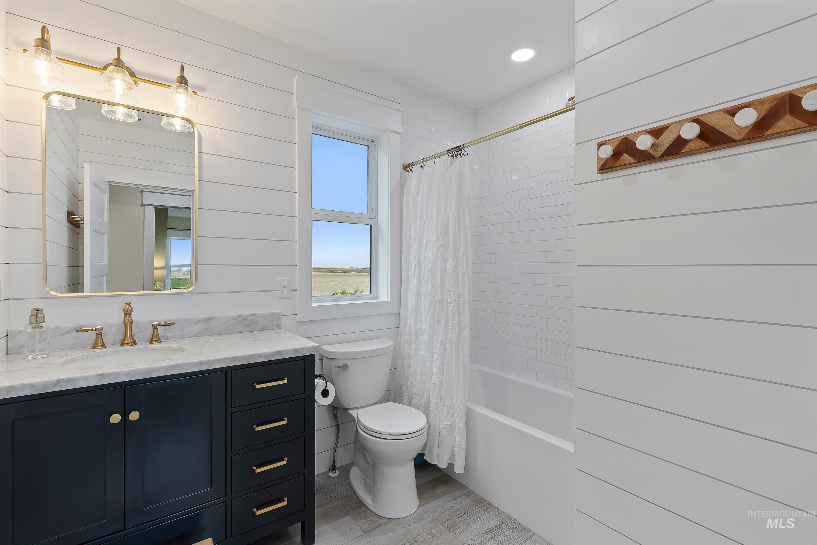 17639 Providence Lane Property Photo 33