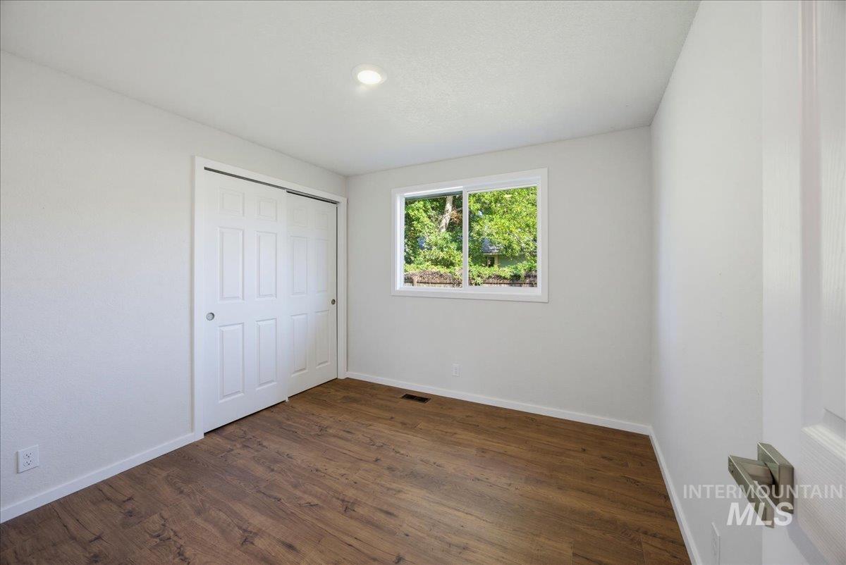 9720 W Whirlaway Property Photo 23