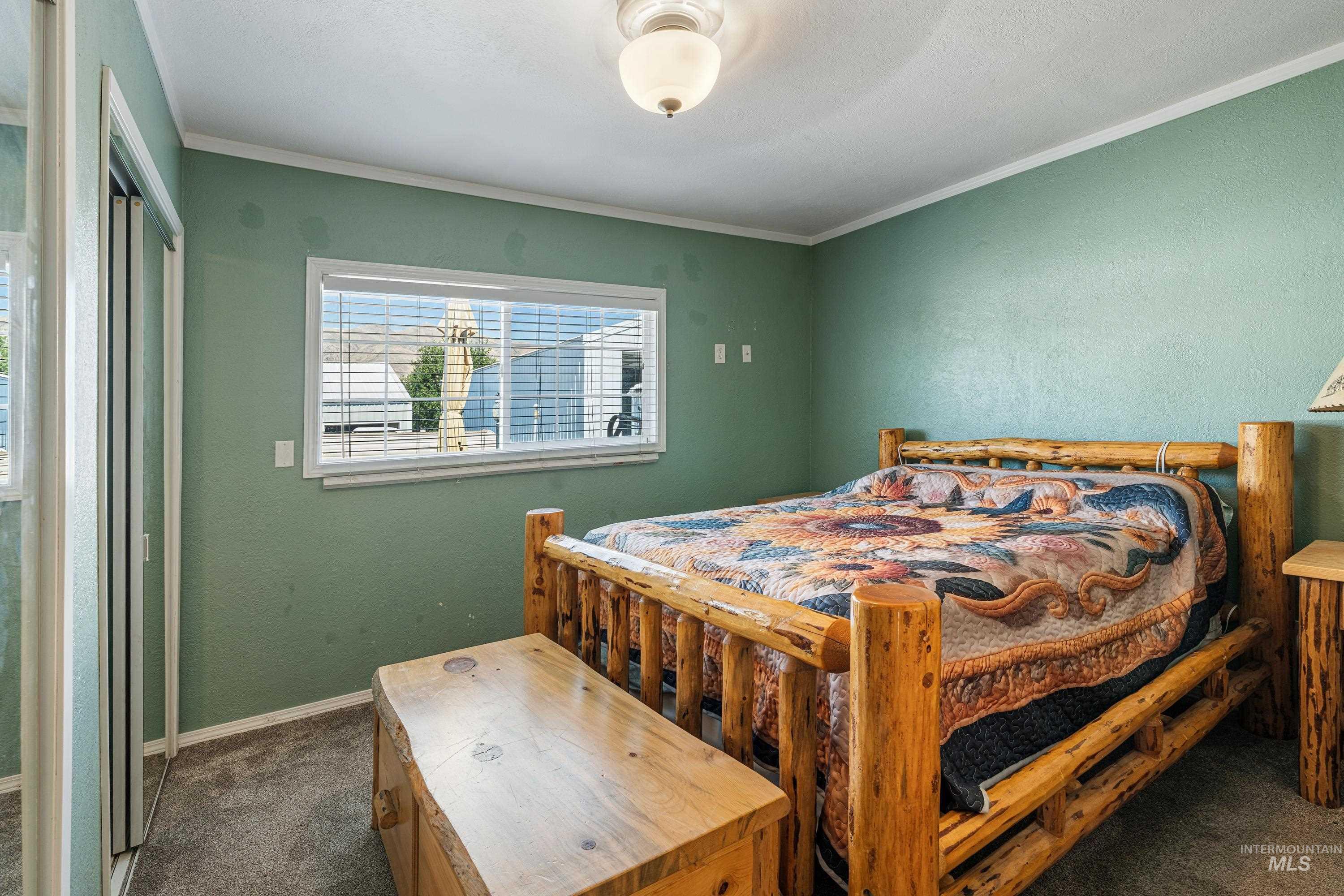 1266 Maple Street Property Photo 13