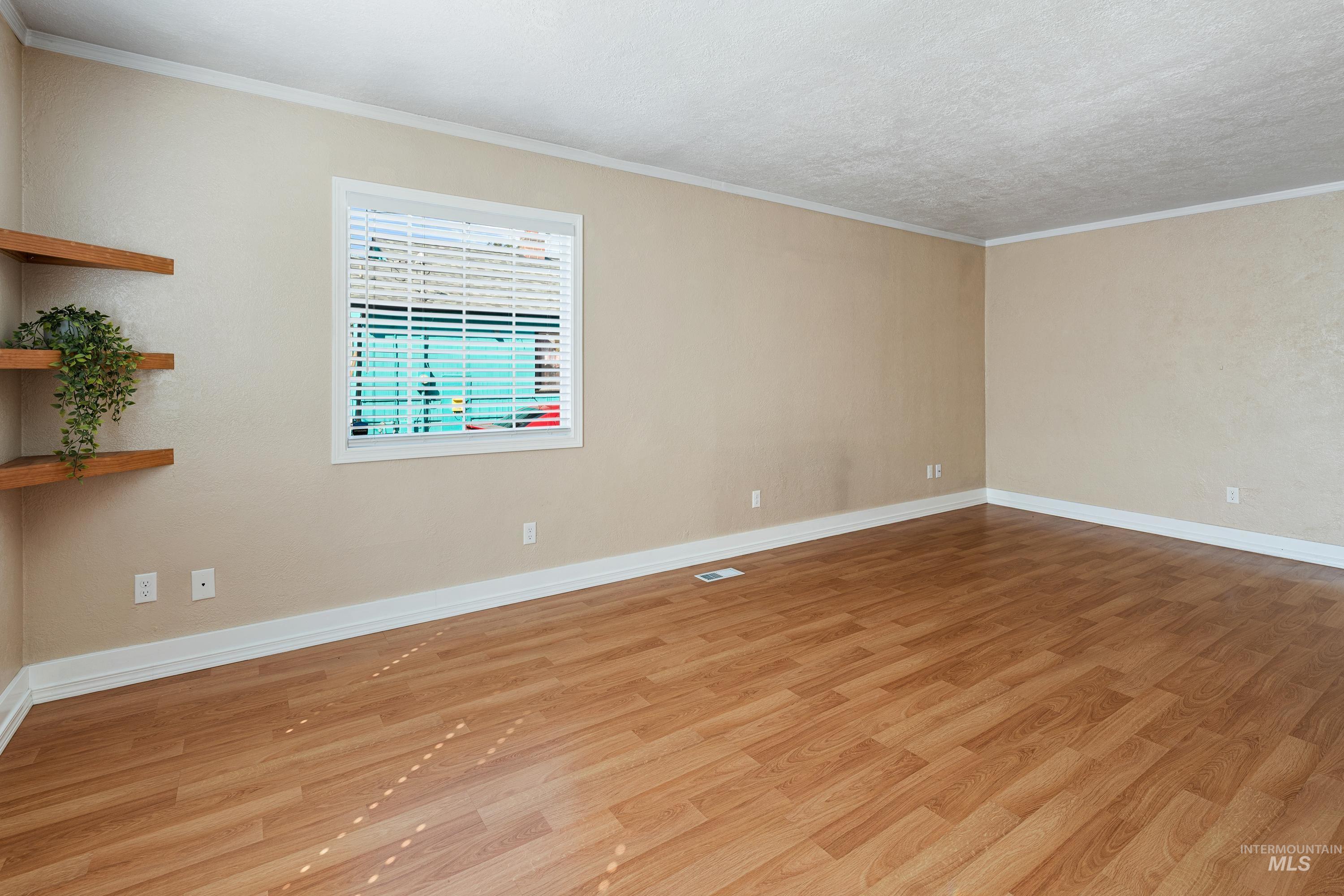 1266 Maple Street Property Photo 43