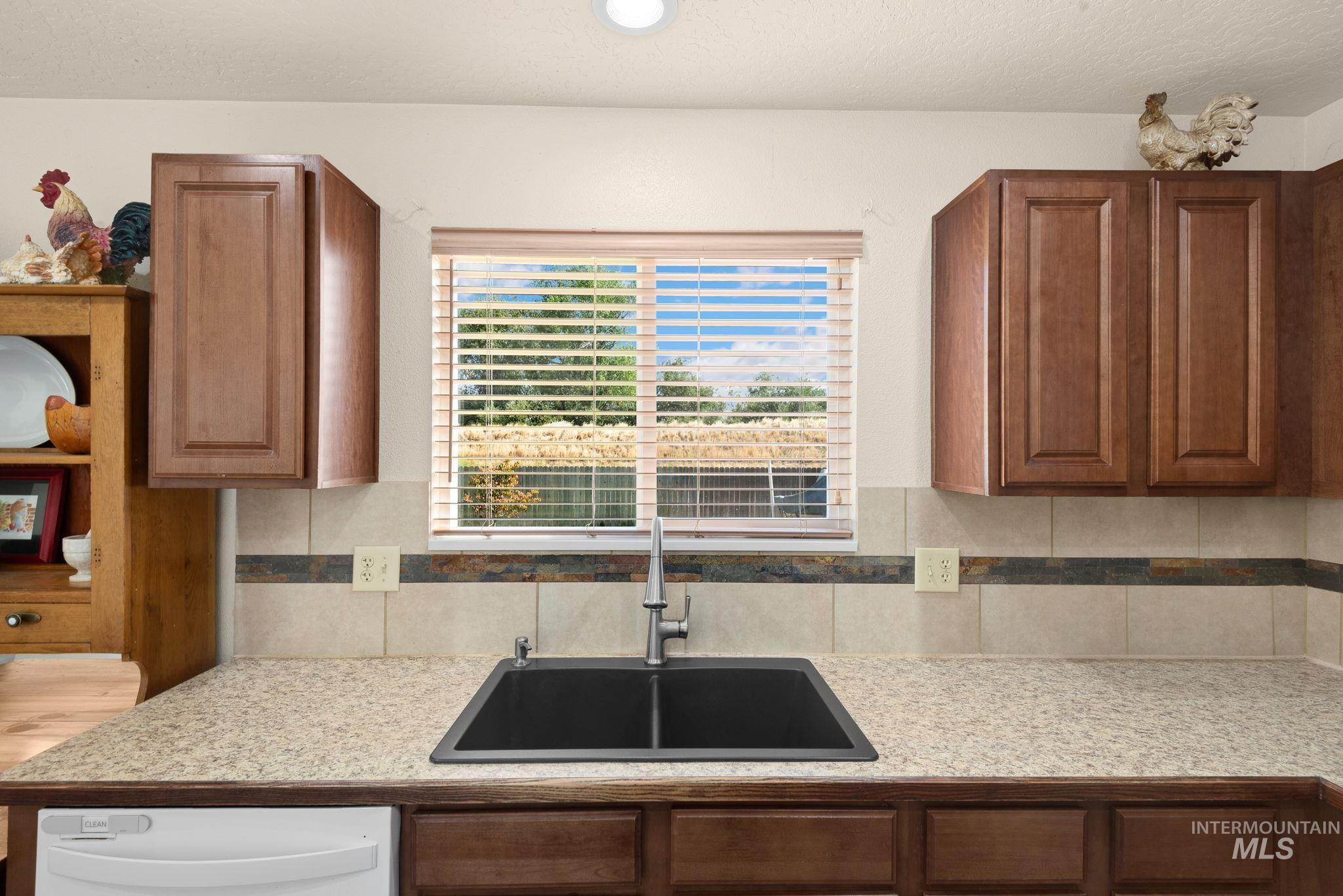 16784 Abram Property Photo 19