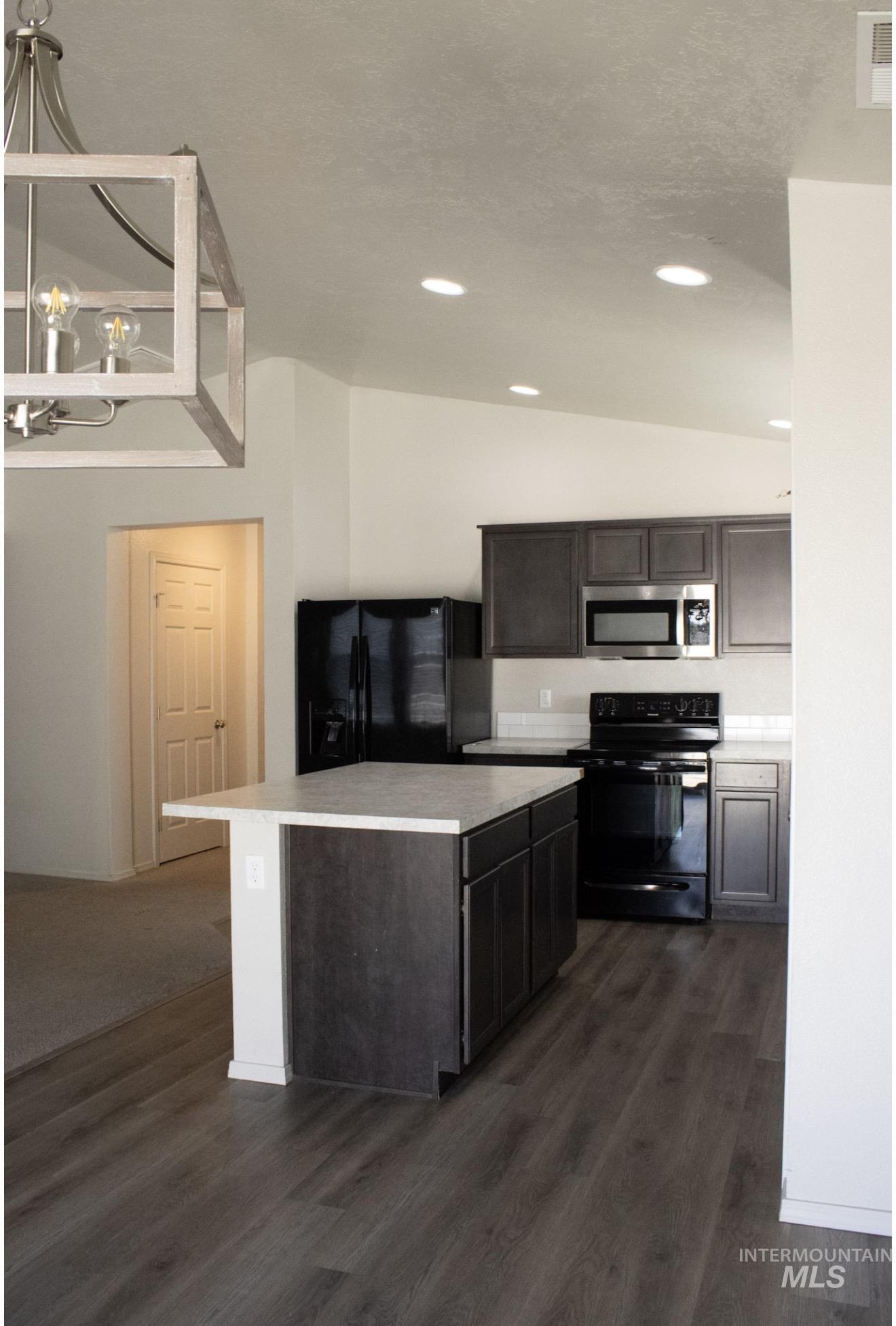 1520 W Atacama Dr Property Photo 8