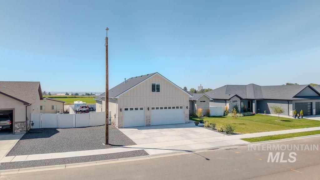 1515 Leslie Dr Property Photo 34