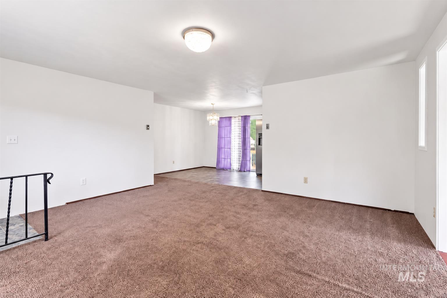 10368 W. Bigwood Dr Property Photo 2