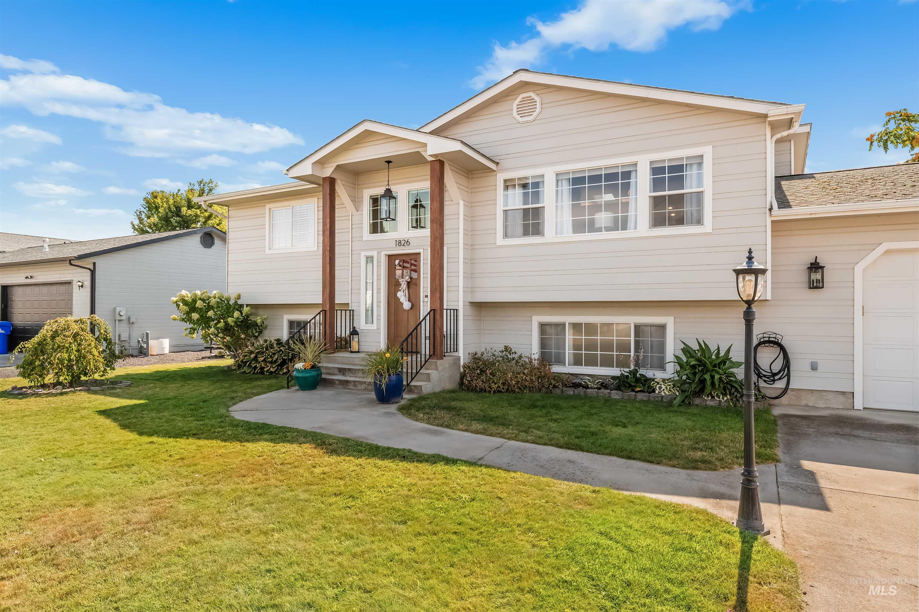 1826 Birch Drive Property Photo 3